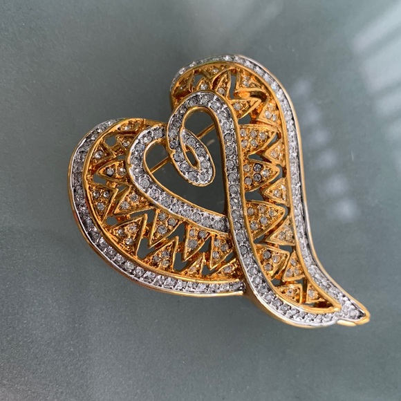 Jewelry - Rhinestone (gold/silver tone) Heart Brooch